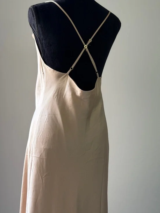 Show Me Your MuMu Woven Straw Tote in Tan - Picture 7 of 11